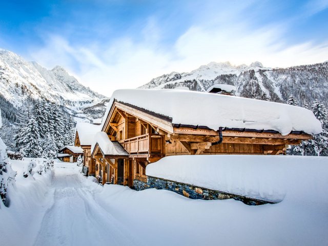 Stay at the foot of  Grands Montets