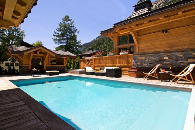 Chalet with pool in Chamonix for private event